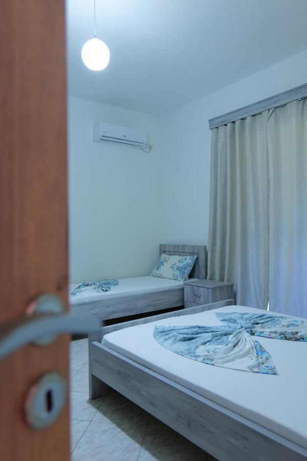 Hotel Panorama Piqeras Ngoại thất bức ảnh